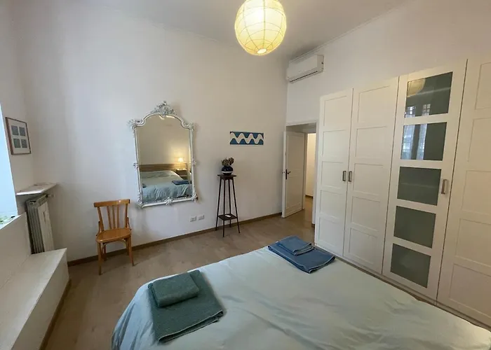 Theo's House In Ostiense Апартаменты Рим